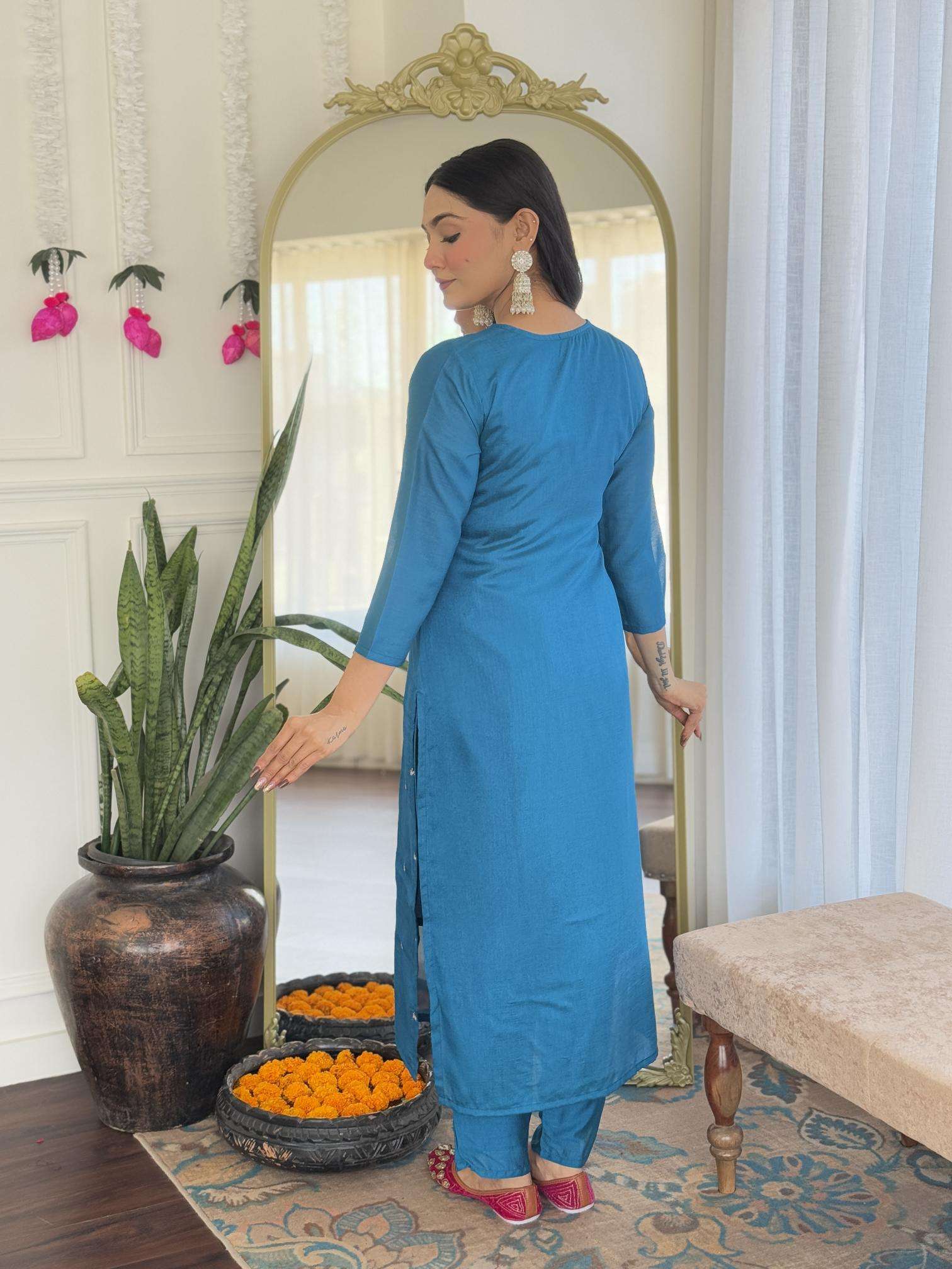 Bitto Jasmine cp vichitra v examples of indian kurtis dress