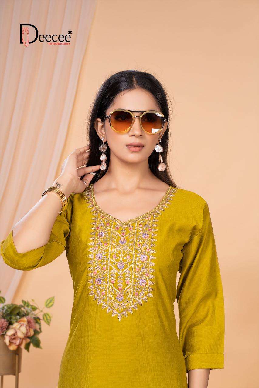 Deecee tasveer Supplier of Kurtis in Mumbai