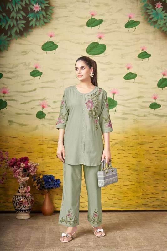 Diva 118 heavy rayon cotton Wholesale kurtis in India