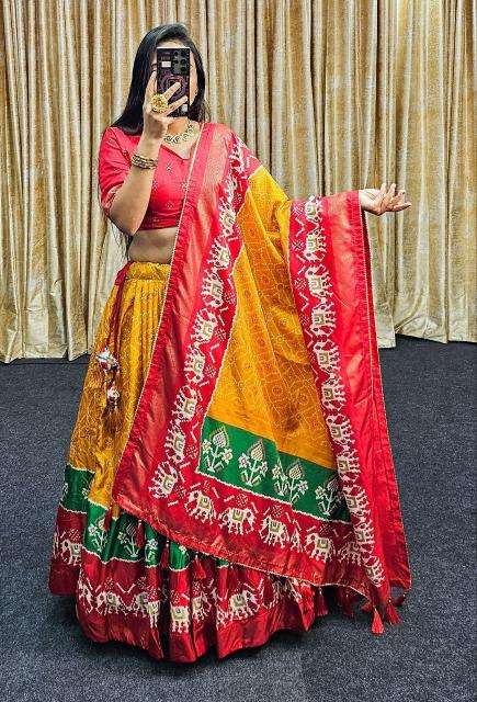 Ekta bandhni Tussar Silk lehenga wholesale market in varanasi