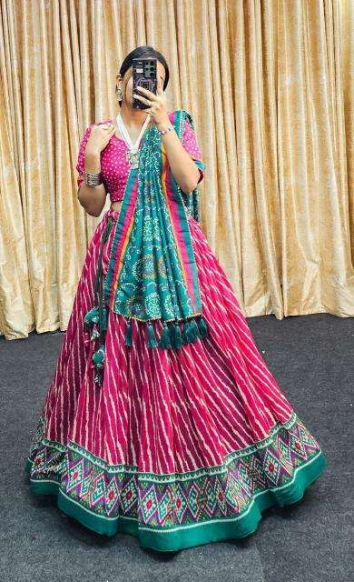light leriya vichitra Silk bridal lehenga wholesale market in surat