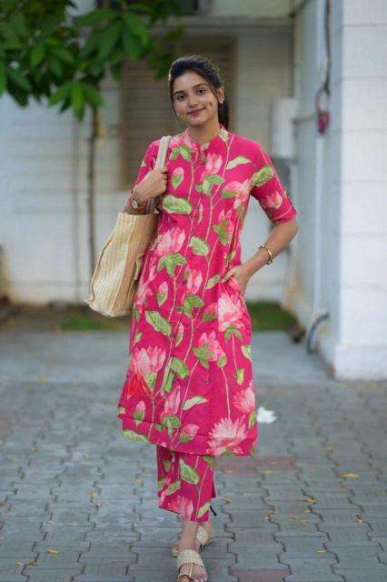 Shree salasar poly Kurti distributors in Delhi