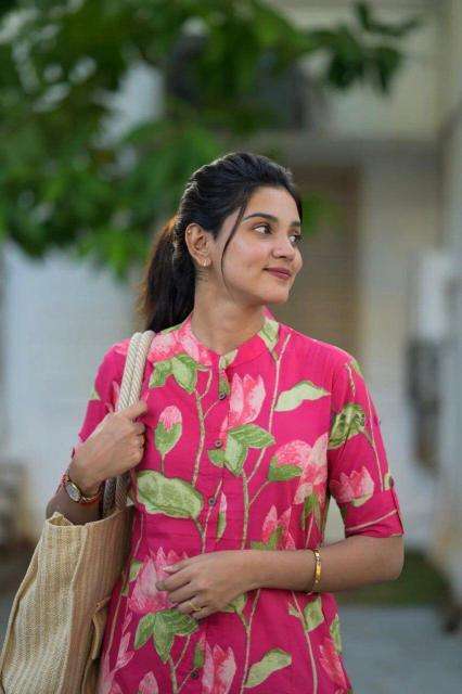 Shree salasar poly Kurti distributors in Delhi