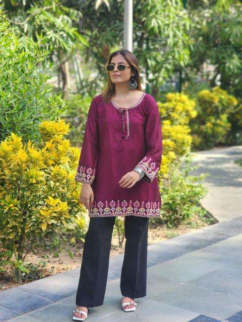 Shree salasar reyon embroidery work short tops Mumbai Kurti bazaar