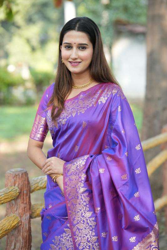 Soft and pure banarasi silk Saree wholesalers online