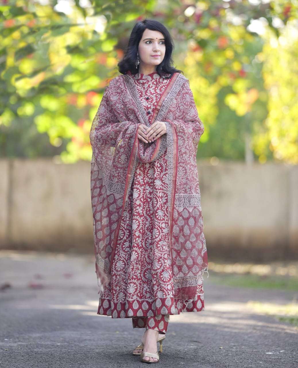 Dhruvi 313 Viscose Kurti wholesalers in Gujarat