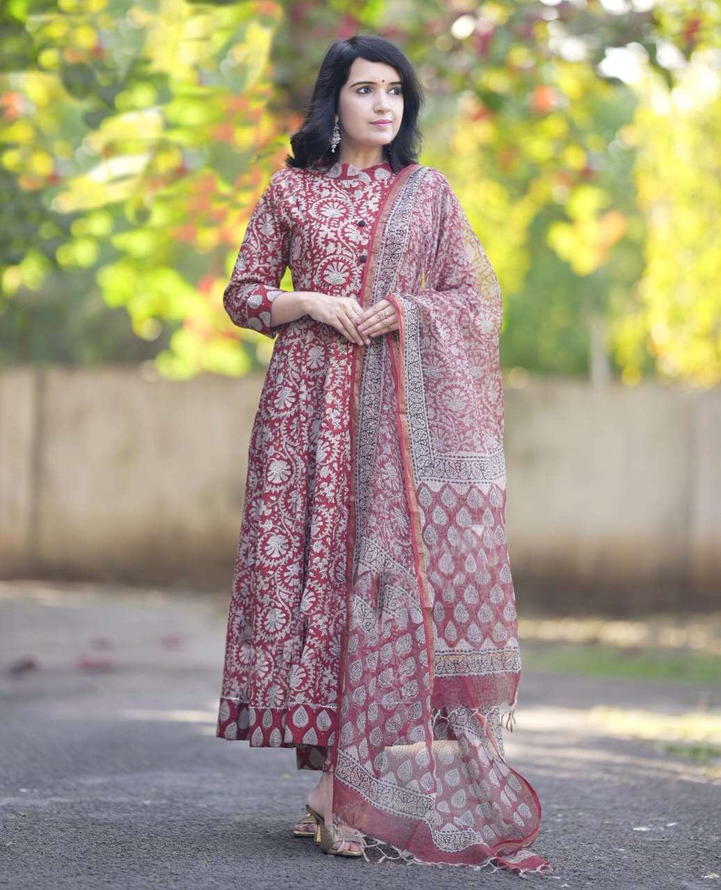 Dhruvi 313 Viscose Kurti wholesalers in Gujarat