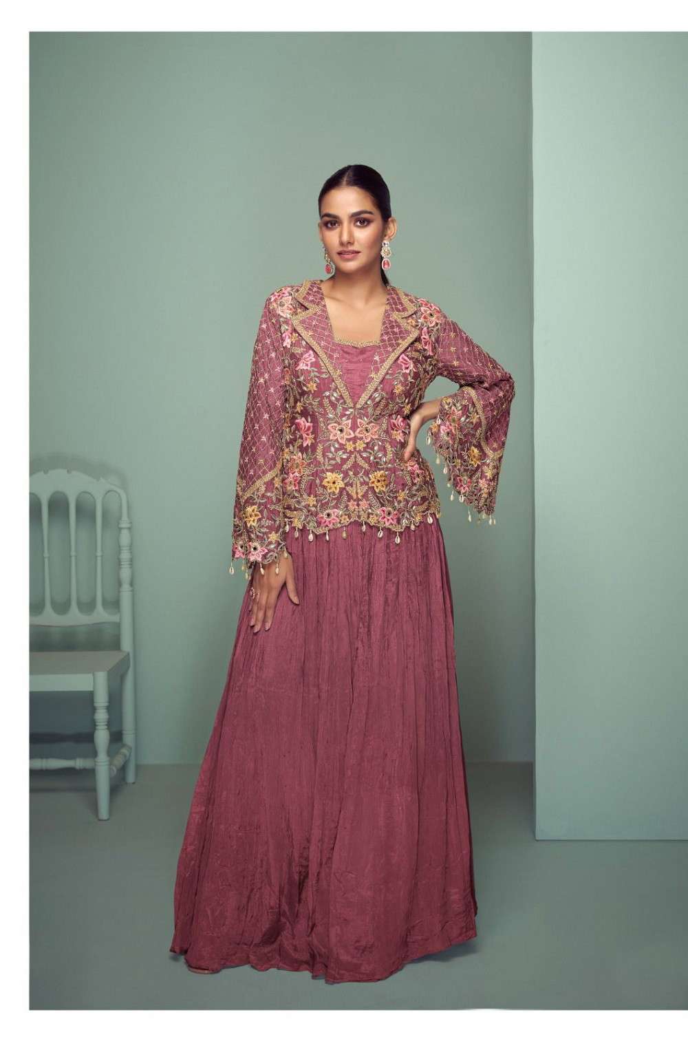 Gulkayra Crown Gold Indo Western wholesaler in Mumbai