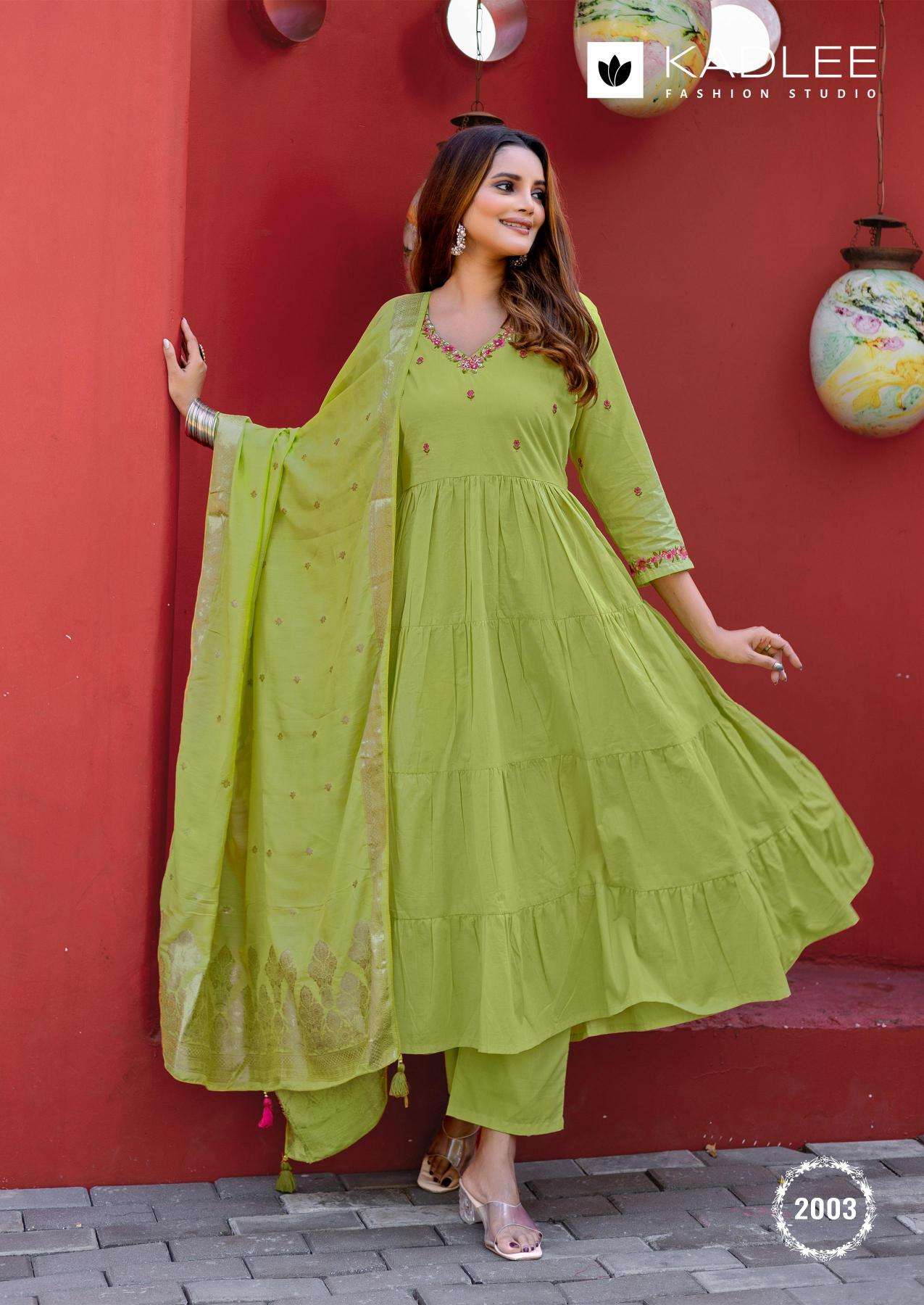 Kadlee taneja Online Kurti wholesalers in Kolkata