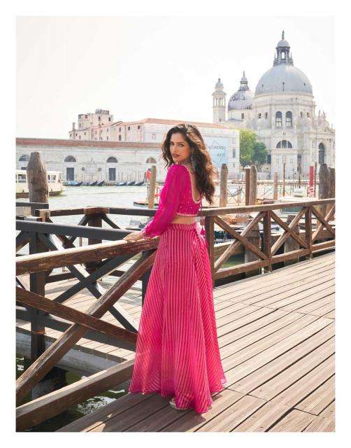 Sayuri designer naina salwar suits manufacturers in India