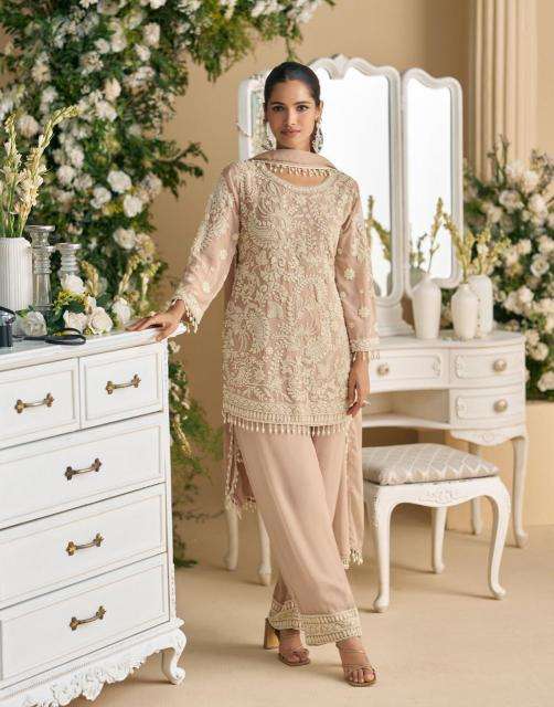 Sayuri designer sana salwar suits suppliers in Maharashtra