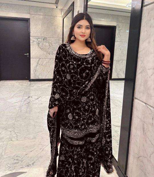 Adhya designer wholesale kurti gujarat