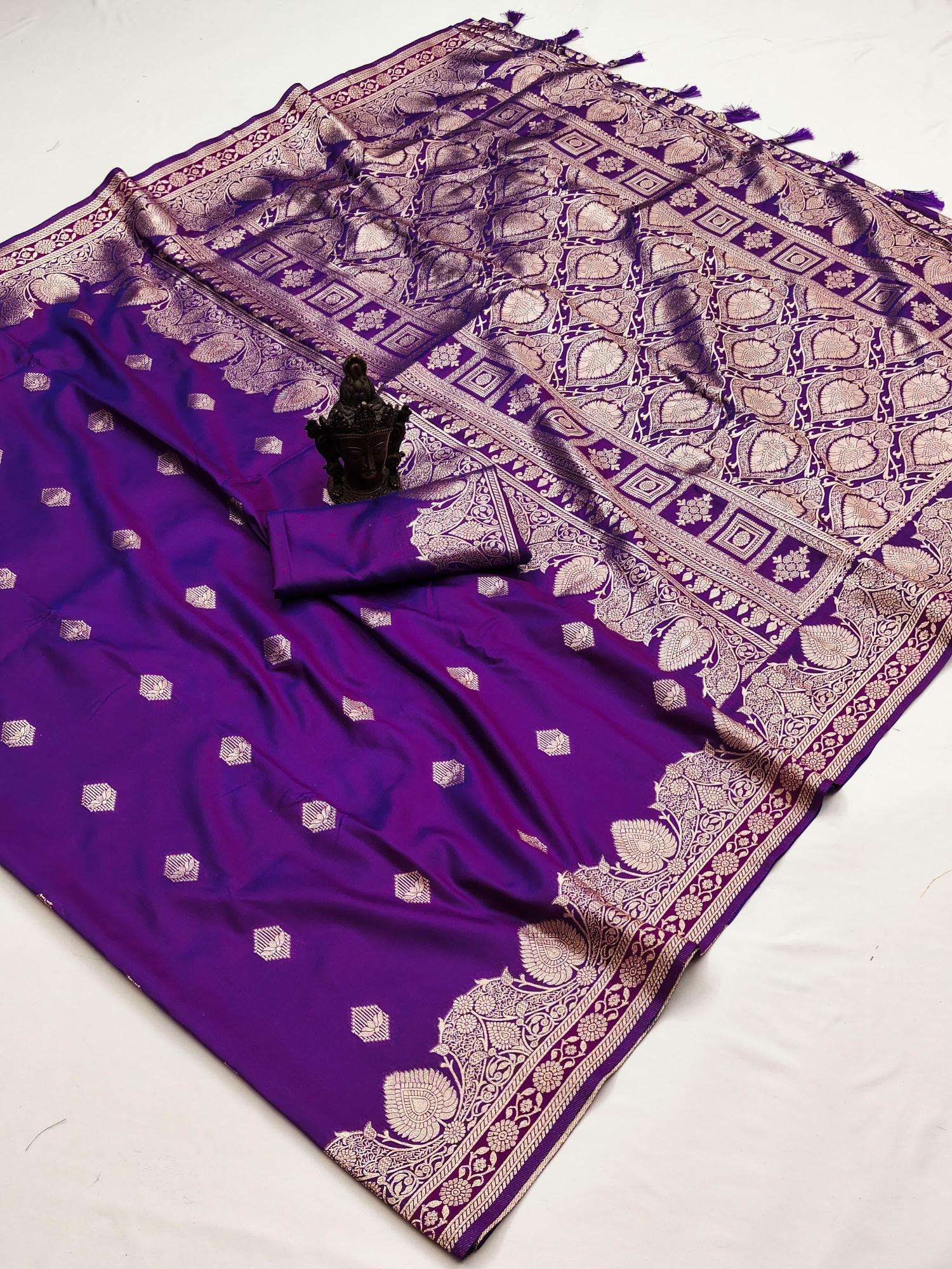 Triveni kalyani banarasi silk Saree manufacturers in Delhi