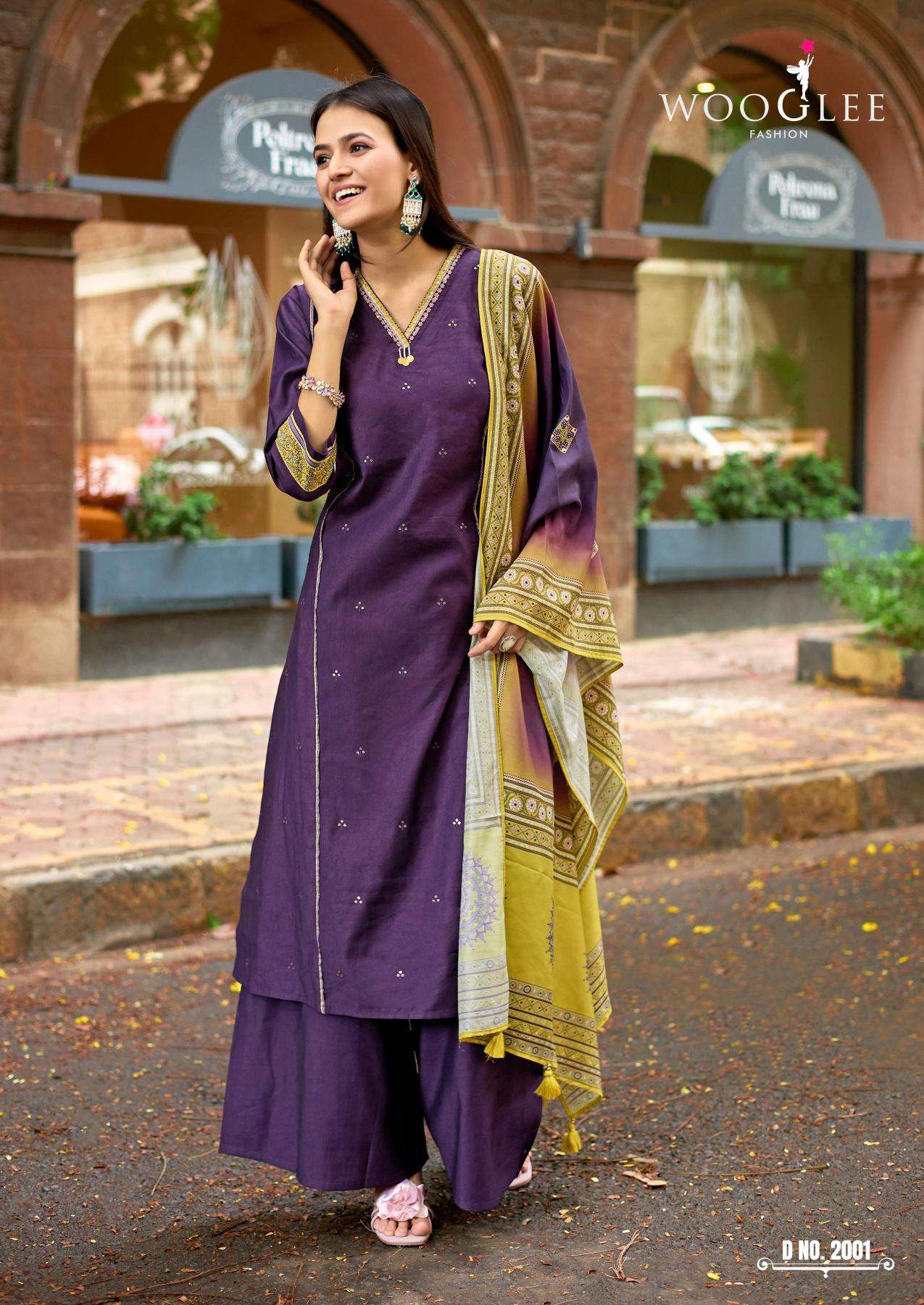 Wooglee chitrangna Kurti manufacturer in Pune