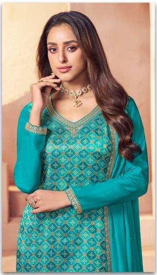 Vinay kuleesh aarvi Designer dress materials wholesale