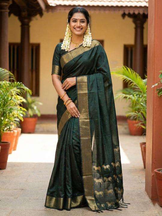 Astita RAJASHREE Saree wholesalers in Mumbai
