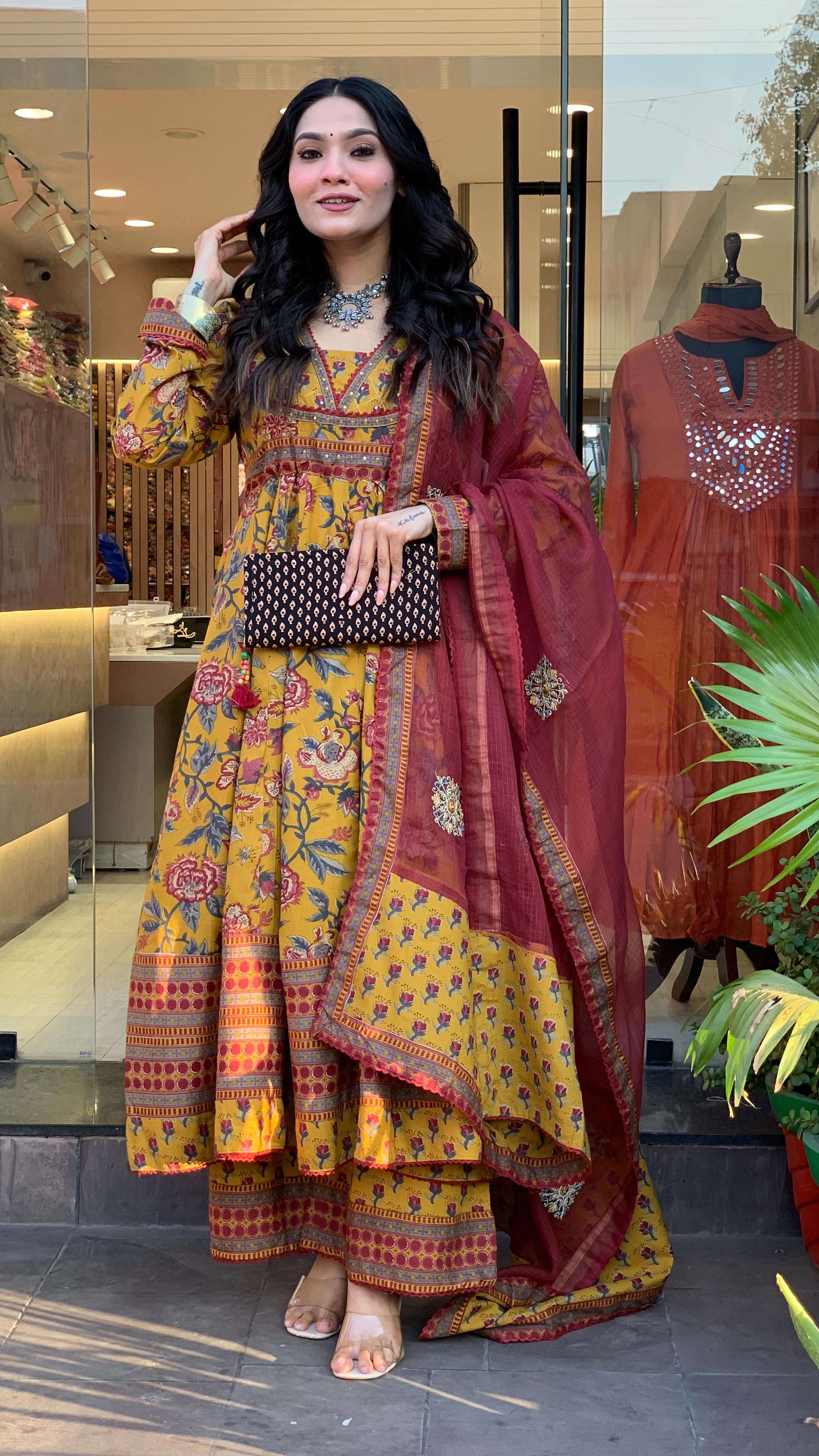 Ronika 01 Ladies kurti wholesalers in Kolkata