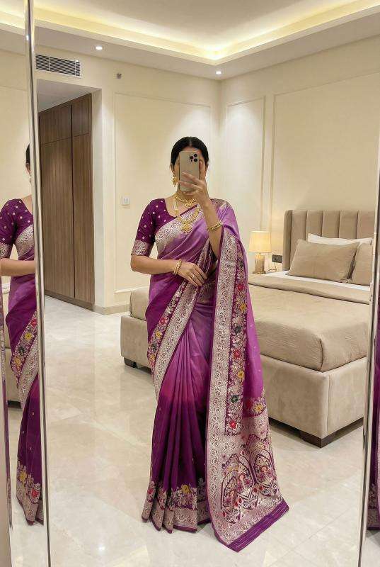 Anupama manohari-2 saree exporters in Chennai