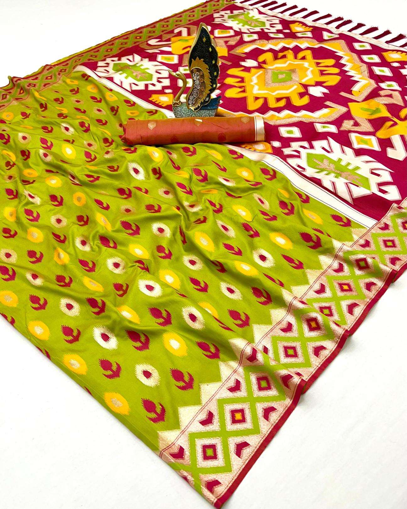 Anupama seema Bulk saree market in Delhi