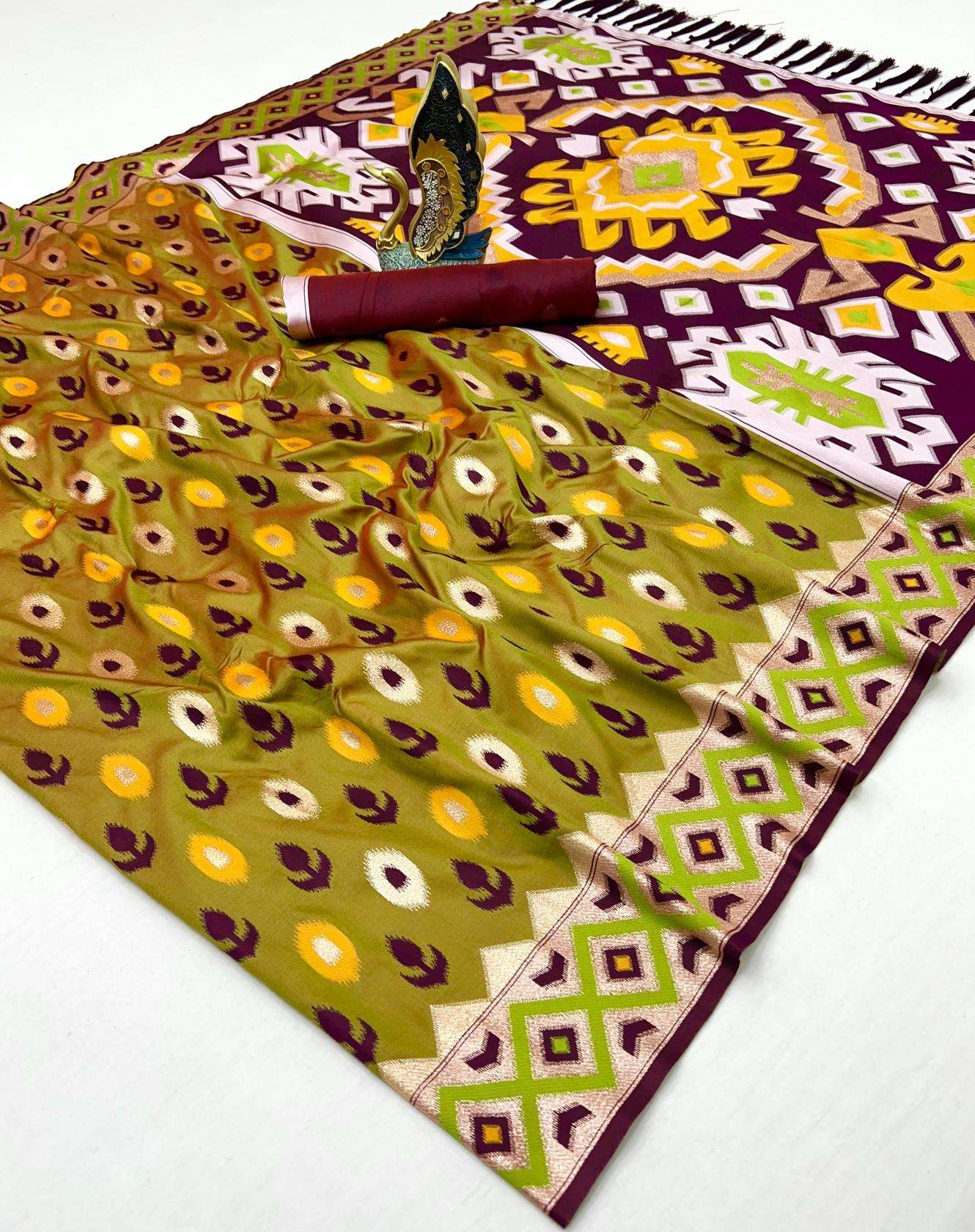 Anupama seema Bulk saree market in Delhi