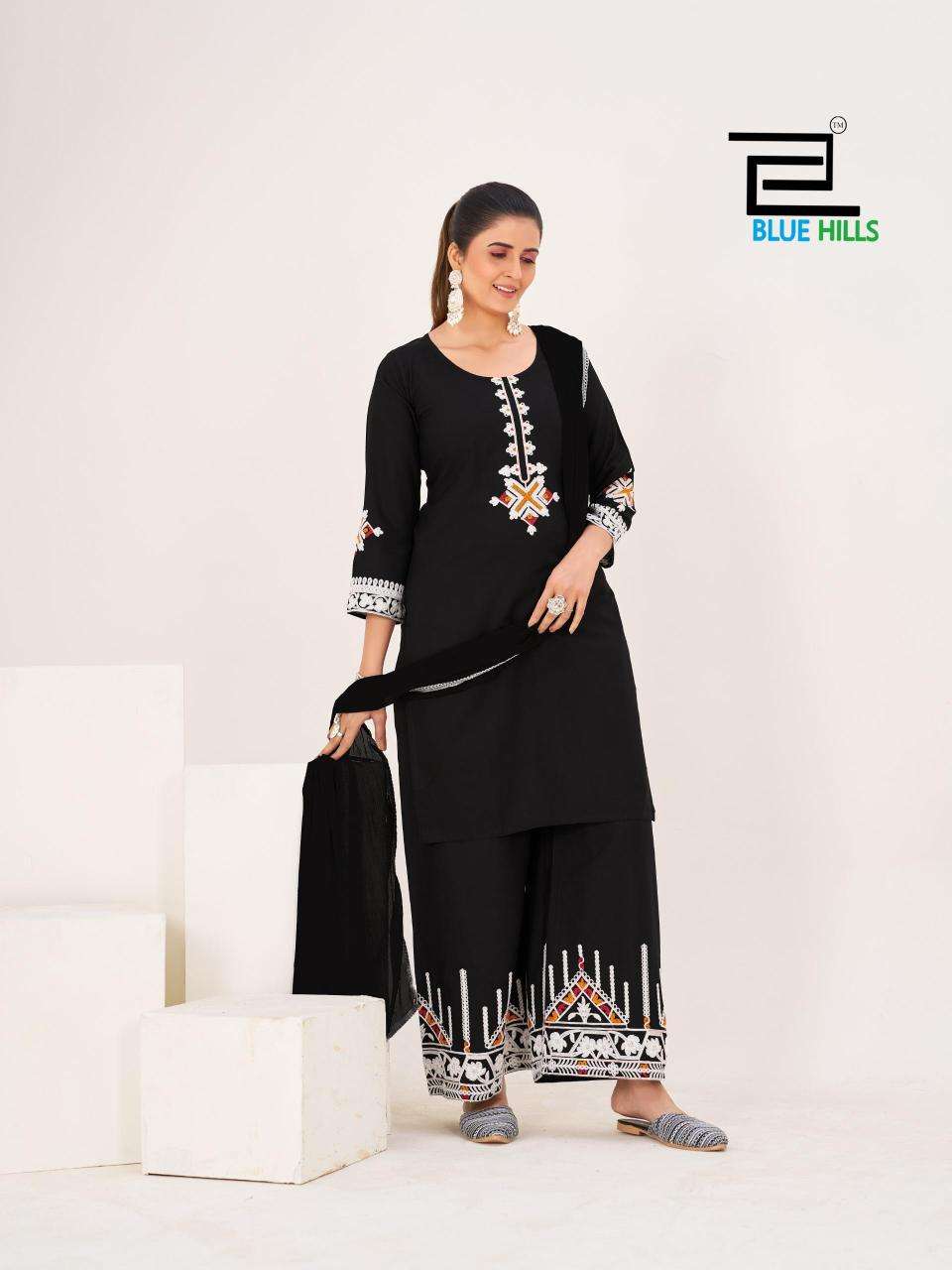 Blue hills facolos Wholesale kurti manufacturers in surat