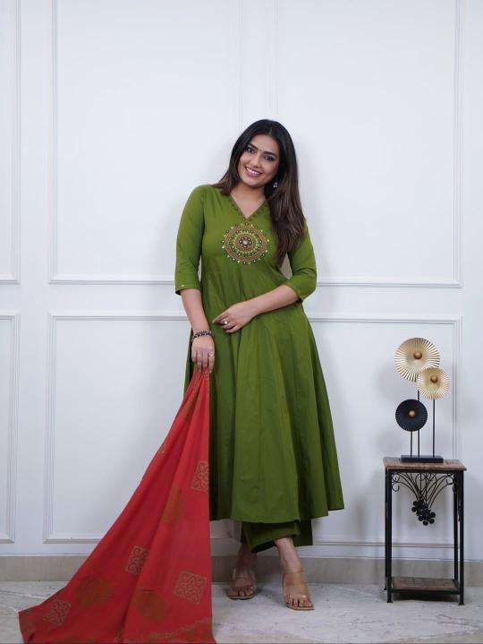 Jaipuri cotton 3pcs Surat printed kurti wholesale