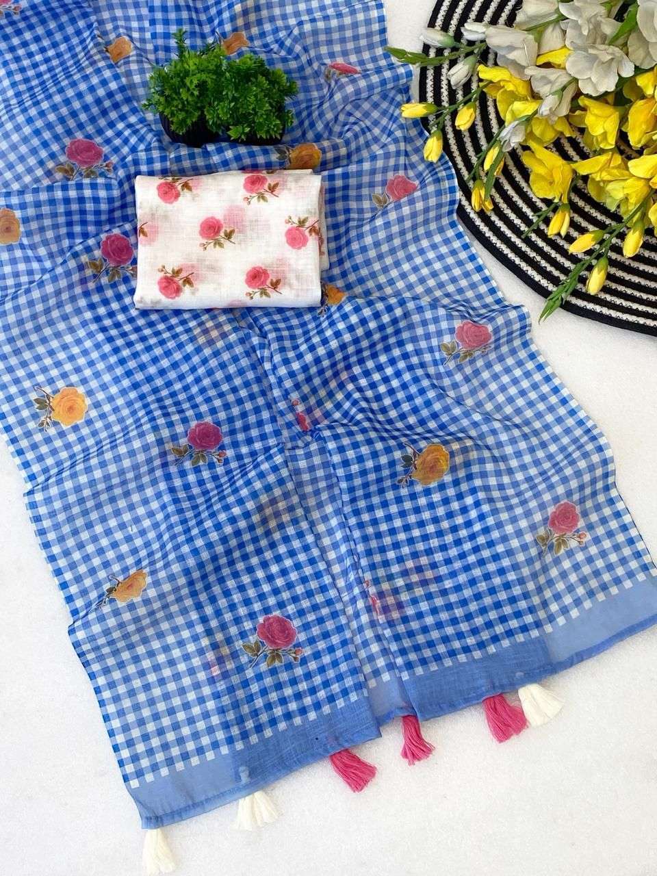 Sandhya indira linen Saree market prices in Vadodara