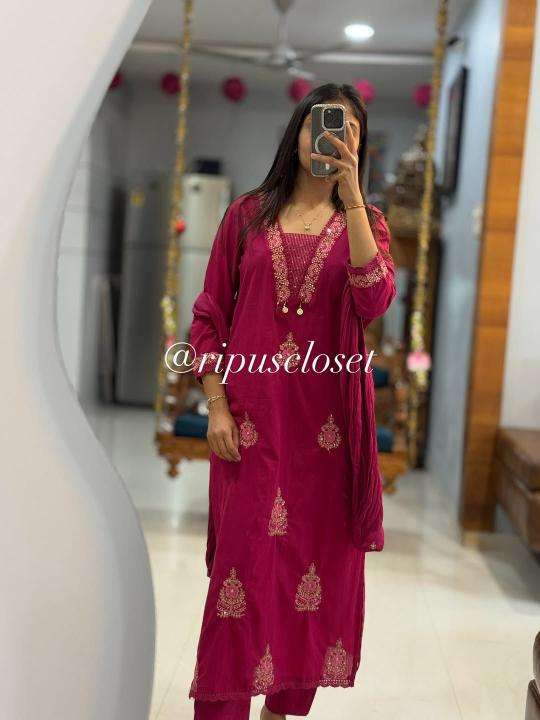 Jaipuri 3pcs Lucknowi kurtis in bulk