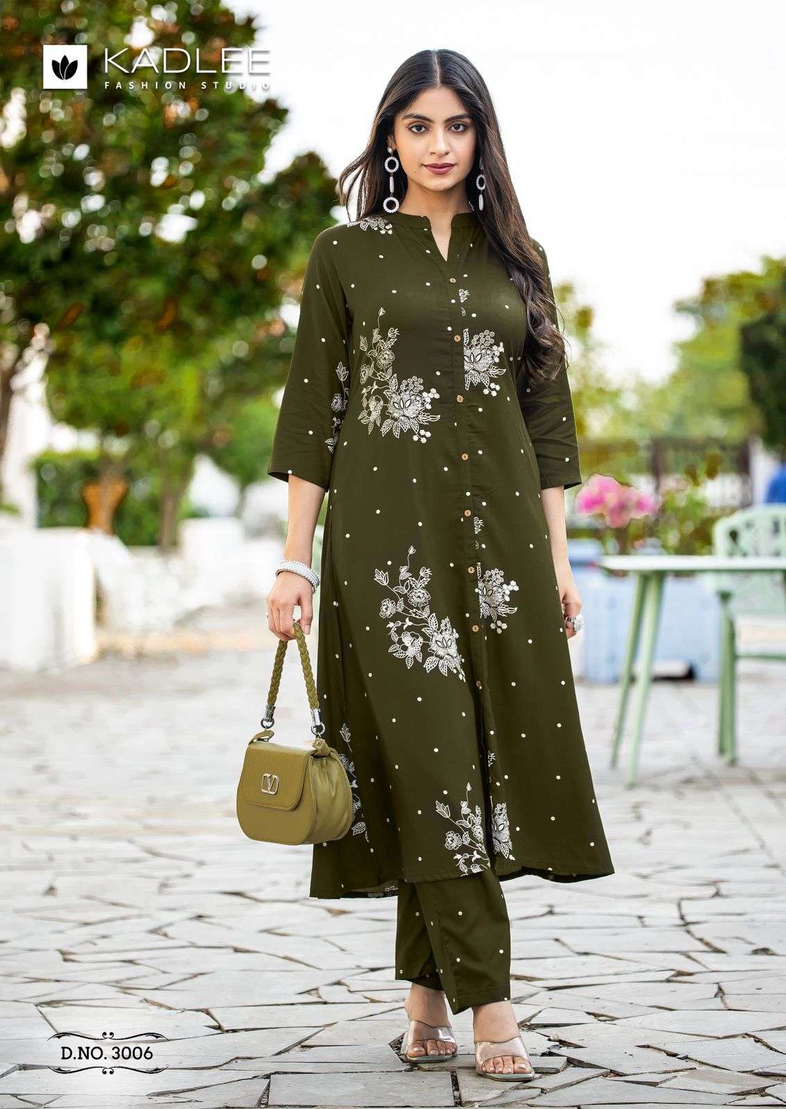 Kadlee Karnaee Surat kurti suppliers