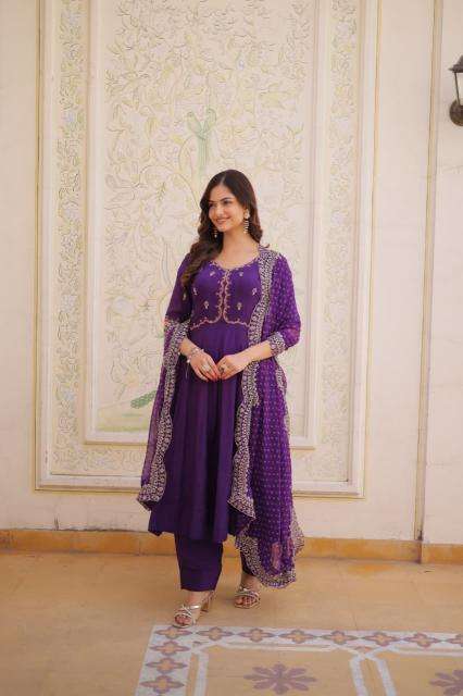 Krunique 3pcs wholesale kurtis online india