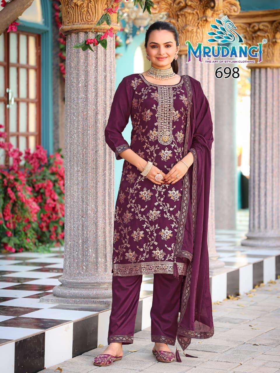 Mrudangi Priyanshi Kurti retailers in Mumbai