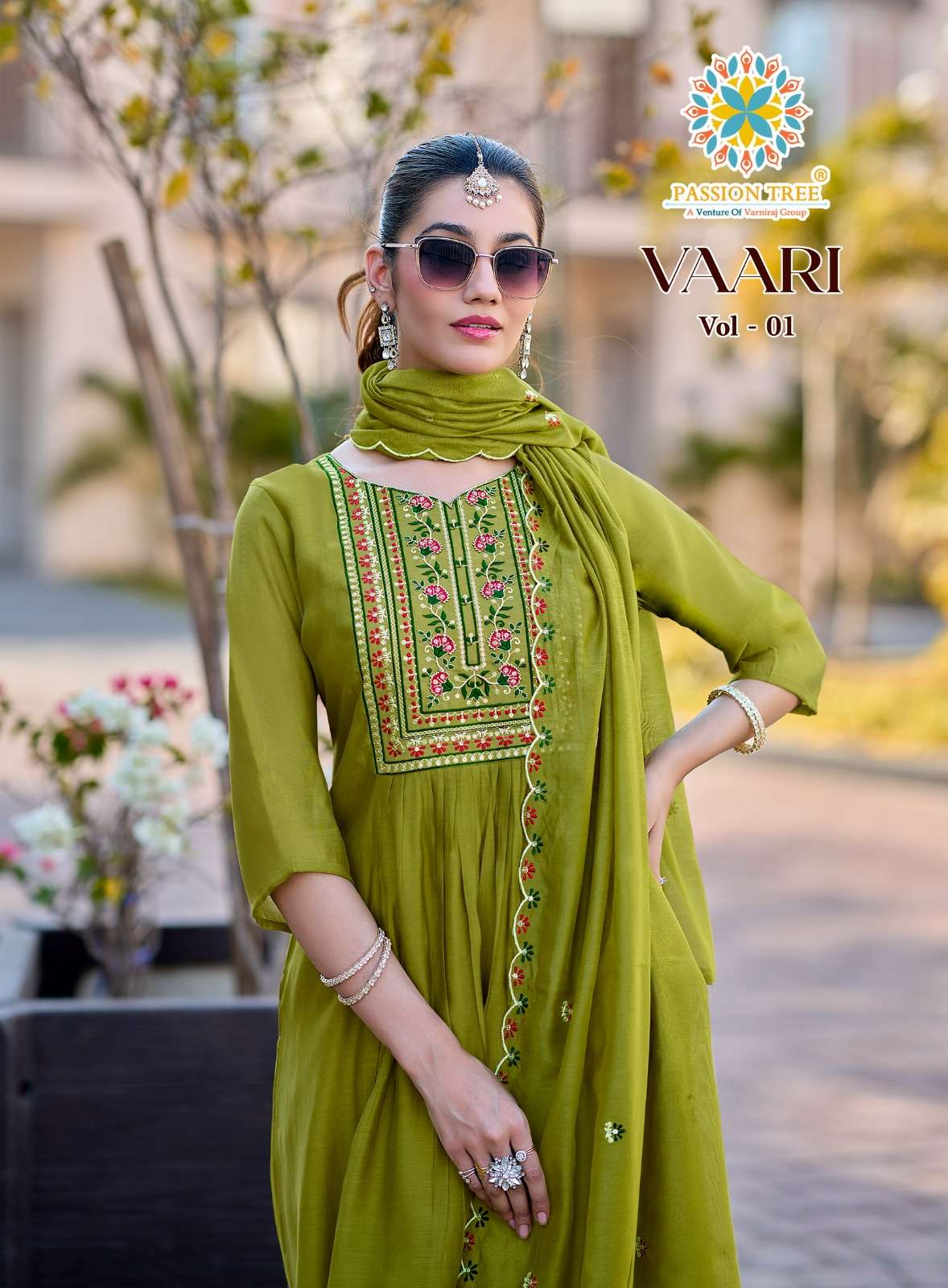 Passion Tree Vaari Vol 1 Surat kurti market