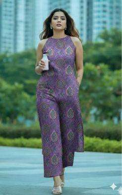 Janni halter neck wholesale kurti set india