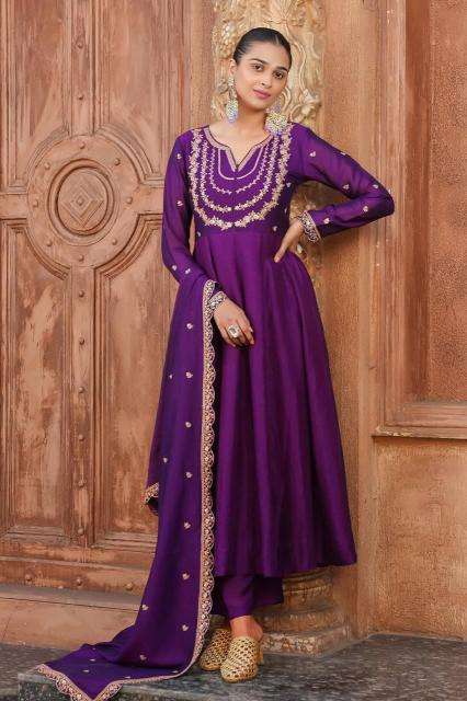 Krunique anarkali pune kurti wholesale market