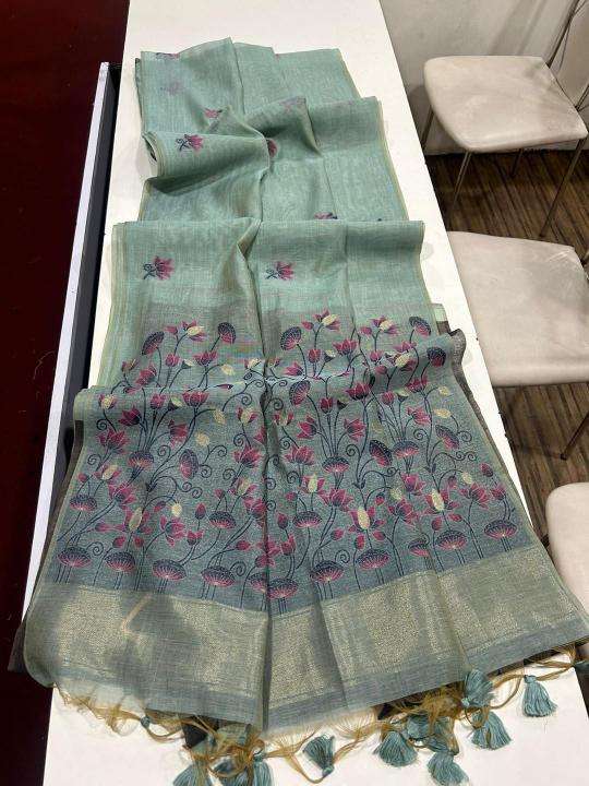 Akshara whole saree market in surat
