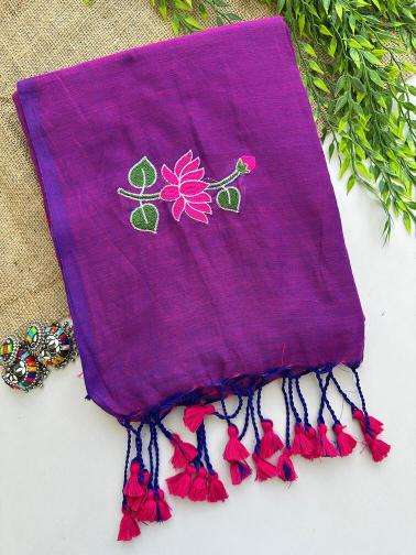 Blousewala wholesale saree market in ahemdabad