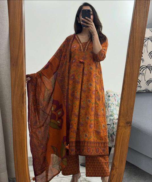 Jaipuri anarkali ladies kurti wholesale market in surat