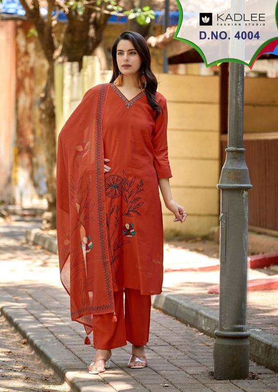 Kadlee raahi best wholesale kurti market in surat