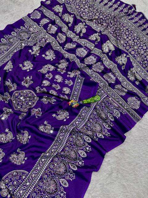 Vastrangan saree shop in jamnagar