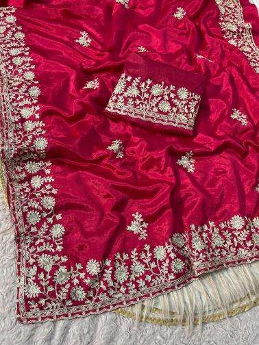 Vinayak wholesale saree market in surat