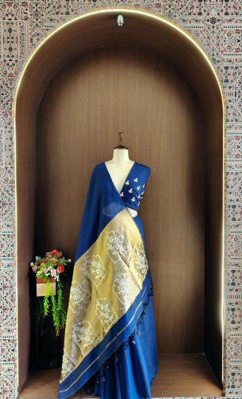 Akshara Wholesale saree suppliers in Vadodara
