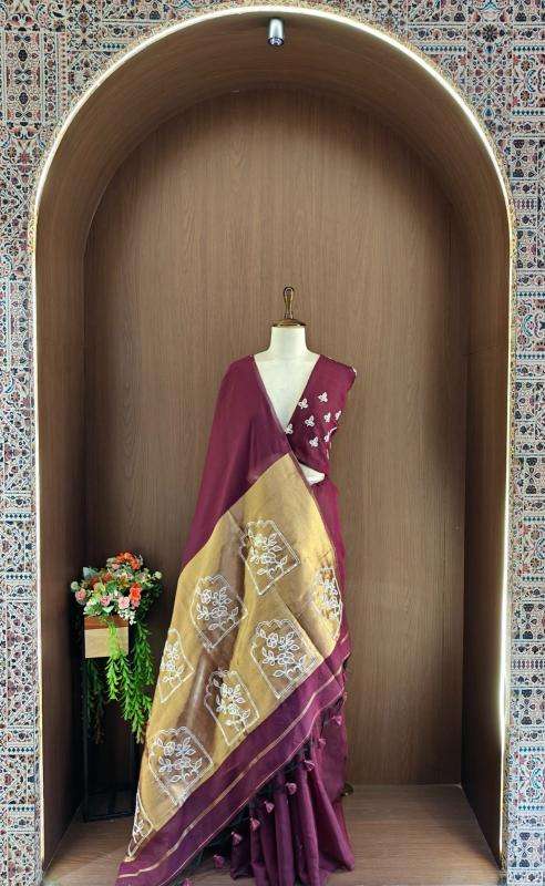 Akshara Wholesale saree suppliers in Vadodara