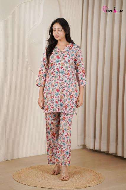 Dveeja chhava Cheap kurtis in Surat