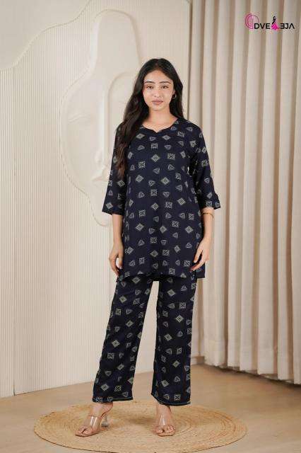 Dveeja chhava Discount kurtis in Surat