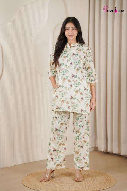Dveeja chhava Discount kurtis in Surat