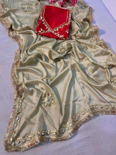 Vinayak saree shop in mangal bazar vadodara