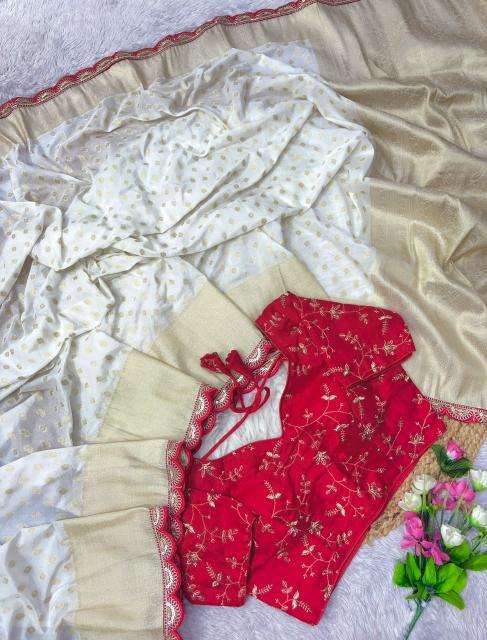 Akshara Traditional sarees in Dahod market