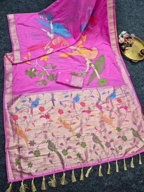 Akshara Wholesale saree market in Gujarat