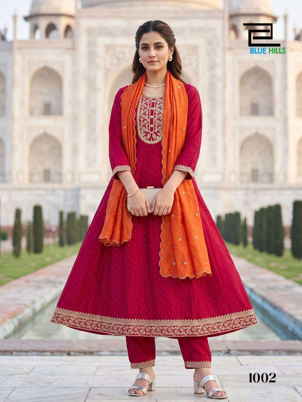 Blue hills afreen Wholesale clothing market in Chhota Udaipur