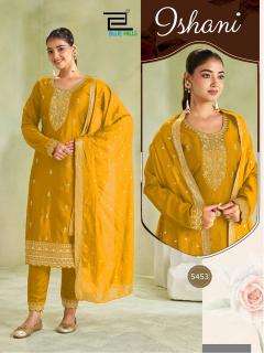 Blue hills ishani Wholesale clothing market in Ahmedabad